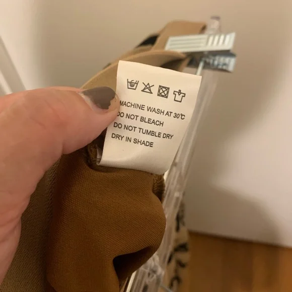 Chicwish Black and Carmel Tulle lined Skirt, XL, NWOT - Picture 2 of 10